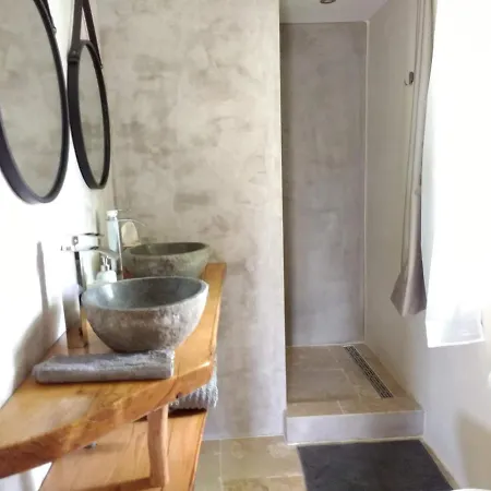 Les Agaves Piscine Panoramique Vue Exceptionnelle B&B 그로스피에르
