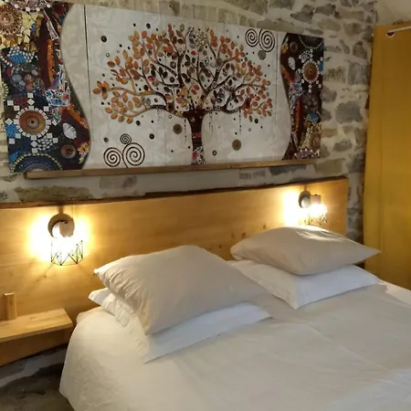 Les Agaves Piscine Panoramique Vue Exceptionnelle B&B 그로스피에르