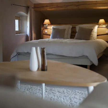Les Agaves Piscine Panoramique Vue Exceptionnelle Bed & Breakfast 3*