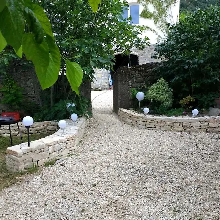 Les Agaves Piscine Panoramique Vue Exceptionnelle Grospierres